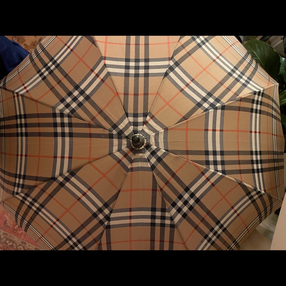 Vintage Burberry Nova Check Umbrella with wooden handle